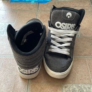 Osiris gray high tops men’s 8